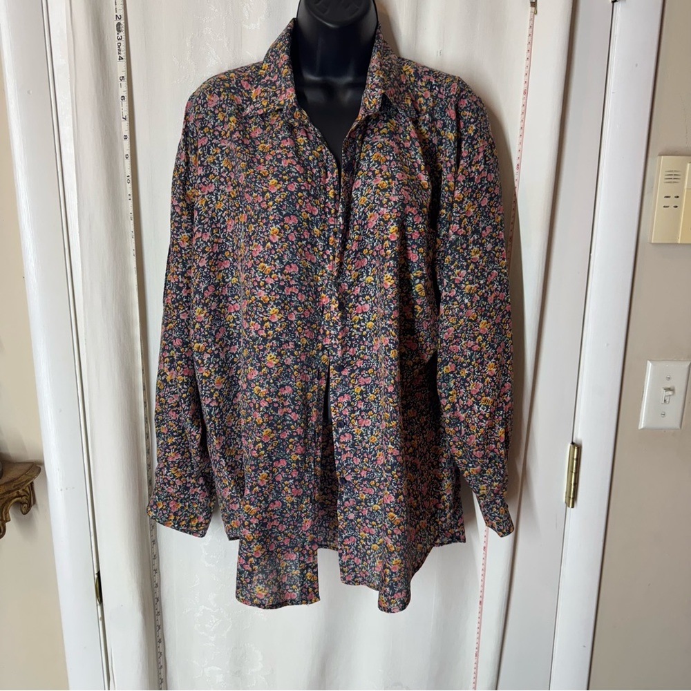 Vintage Women's Details Express Floral Silk Shirt